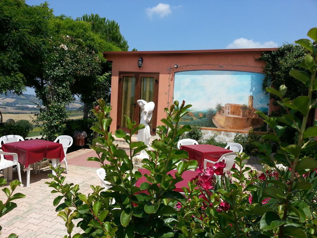 Azienda Agrituristica Piccolo Ranch San Pietro  Buitenkant foto